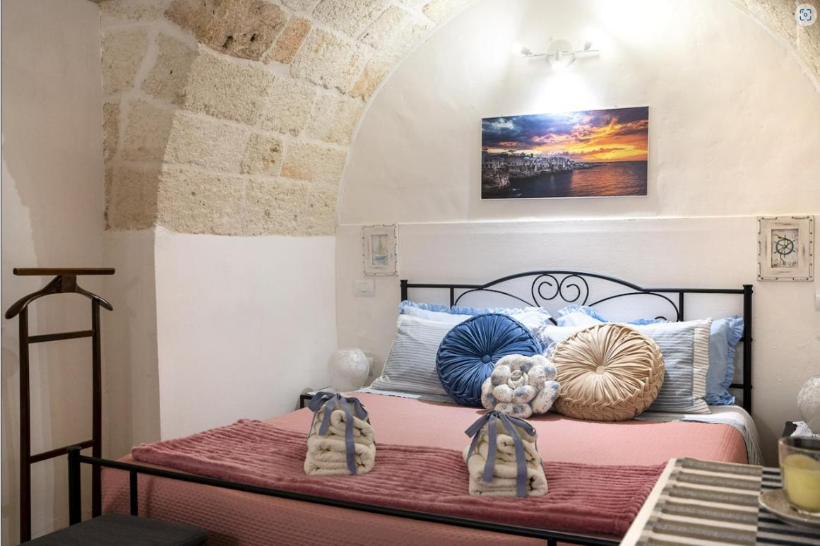 Chiarina Rooms 2 Полиньяно-а-Маре Экстерьер фото