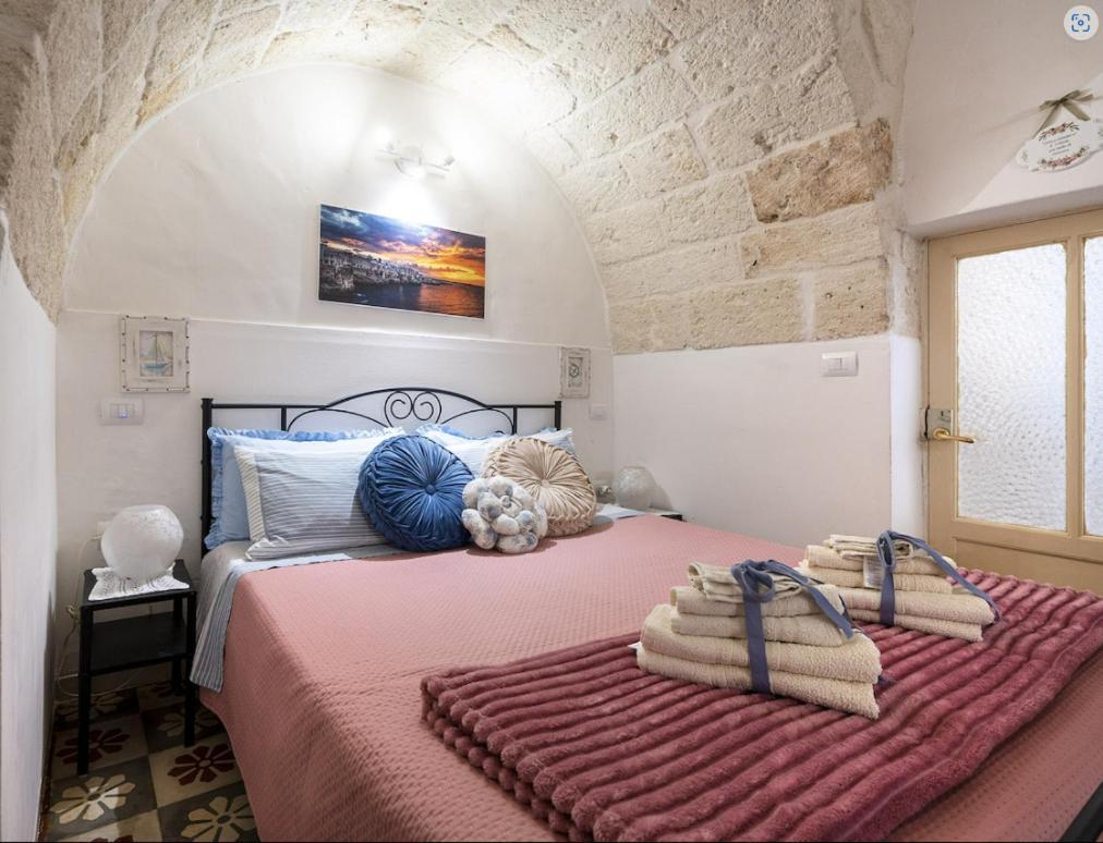 Chiarina Rooms 2 Полиньяно-а-Маре Экстерьер фото